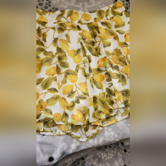 Lemmon pattern shorts - Picture 4 of 5